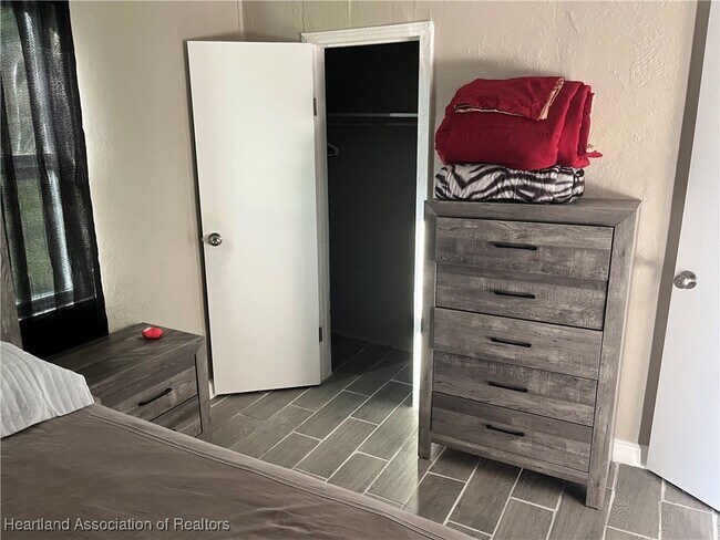 Photo - 908 Willie Hawk Ave