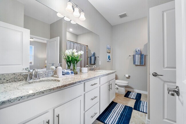 Photo - 14041 Heritage Landing Blvd Unit 638