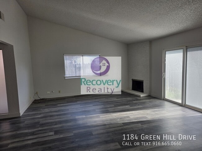 Photo - 1184 Green Hill Dr