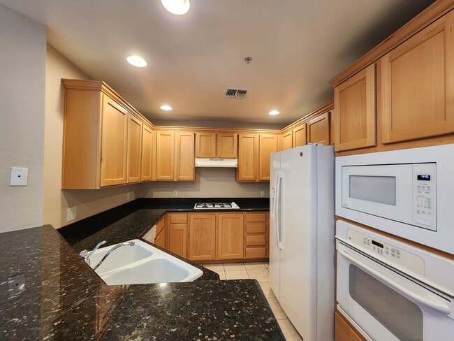 Photo - Great Park Ave Condo Unit!