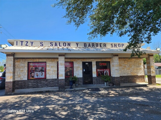 Building Photo - 410 Rosamond St