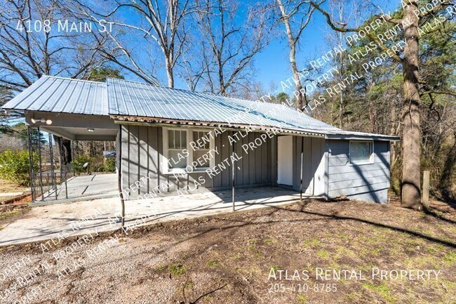 Photo - 4108 Main St