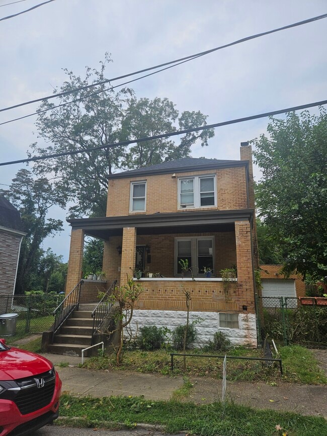 Building Photo - 1263 Grotto St