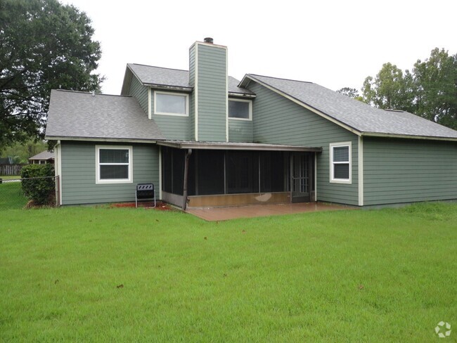 Building Photo - Turkey Creek Golf Course community Rental