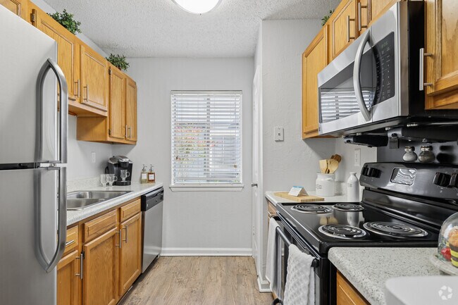 Lido - 2BR, 2BA - 1,269SF - Kitchen