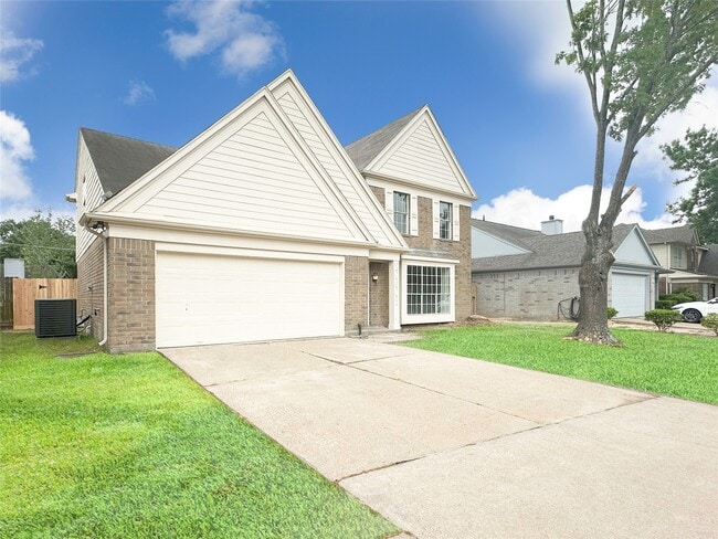 Photo - 20603 Apache Lake Dr