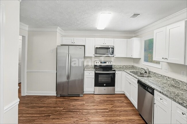 Photo - 1772 N Oak Dr