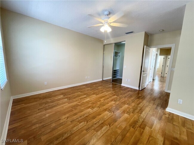 Photo - 5325 Cove Cir