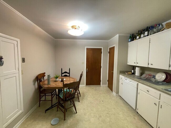 Photo - Knottingham Home Available