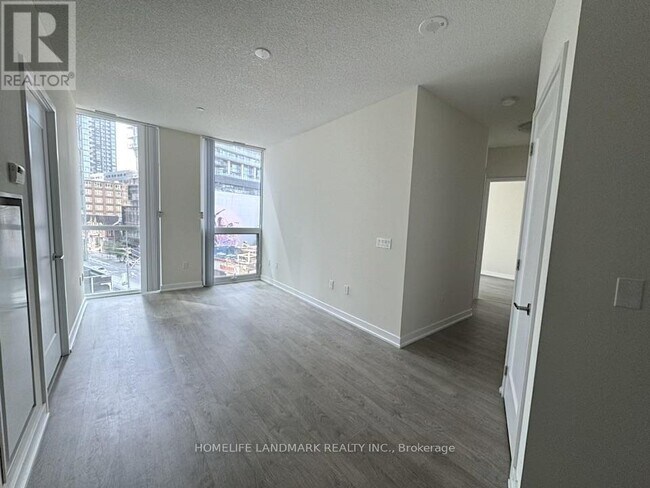 Photo - 99 John St Unit 410
