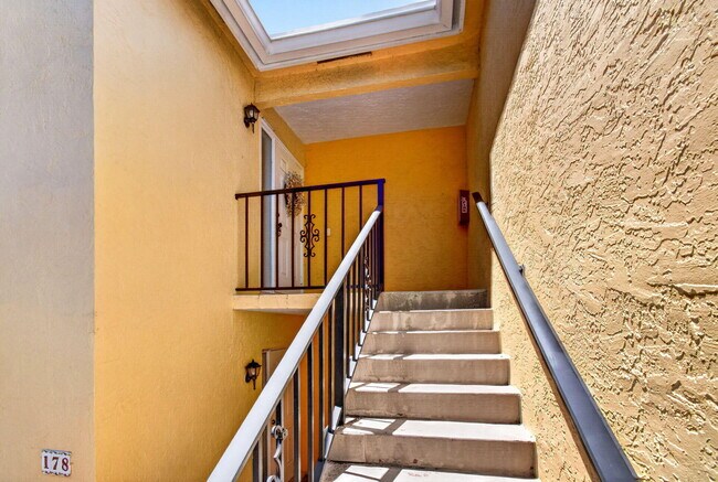 179 Waterside Dr Unit 179