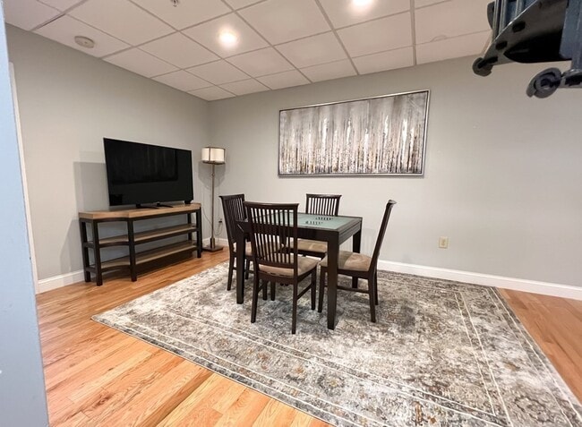 Photo - 139 R Linden St Unit 2