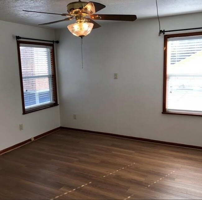 Photo - 2448 White Oak Dr