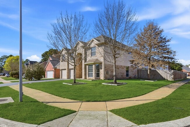 Photo - 13902 Oneida Ct