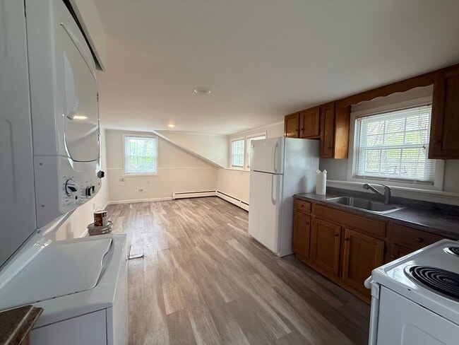 Photo - 165 Bolton Rd