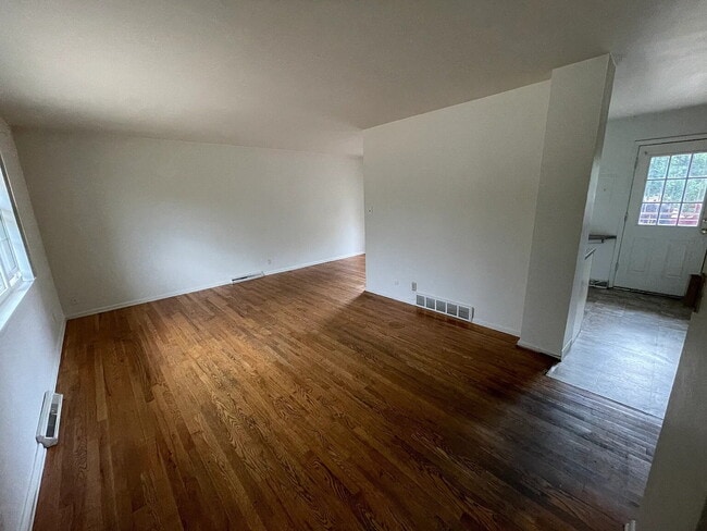 Photo - "Charming Bi Level Home, 3-Bed Oasis with 2 Baths in Boulder - Avail 8/15/26