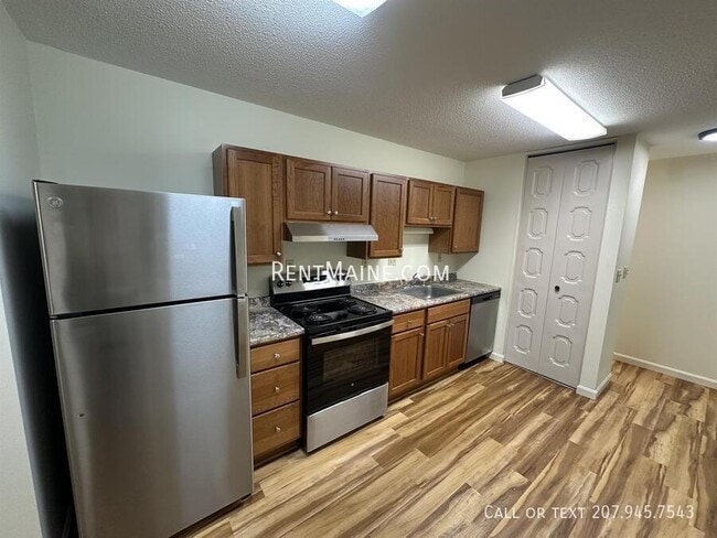 Building Photo - 8g Longrale Park-
