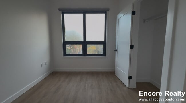 Photo - 199 Gardner St Unit 413