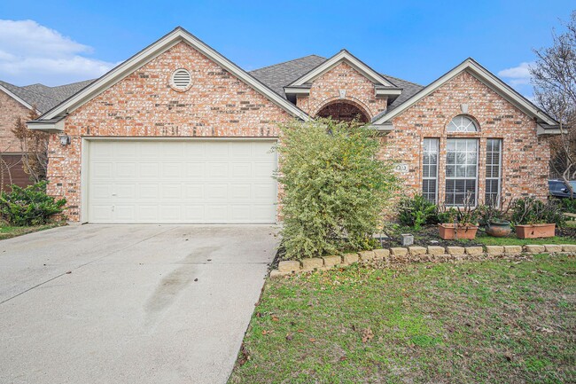 Beautifully Crafted 3-2-2 in Keller ISD! - Beautifully Crafted 3-2-2 in Keller ISD! House