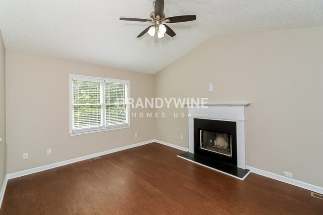 Photo - 147 Wesley Mill Dr