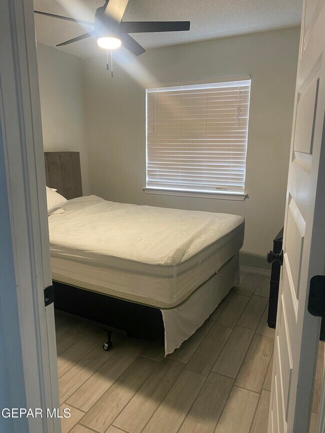 Photo - 3280 Mike Godwin Dr