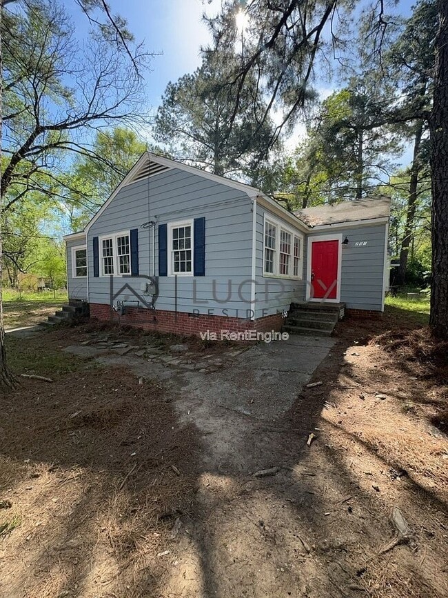 Photo - 201 W Santa Clair St
