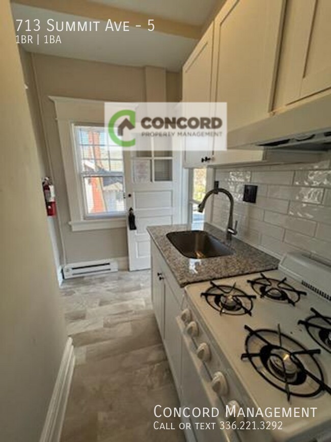 Photo - 713 Summit Ave Unit 5