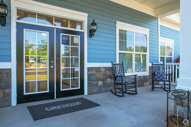 Leasing Office Entrance