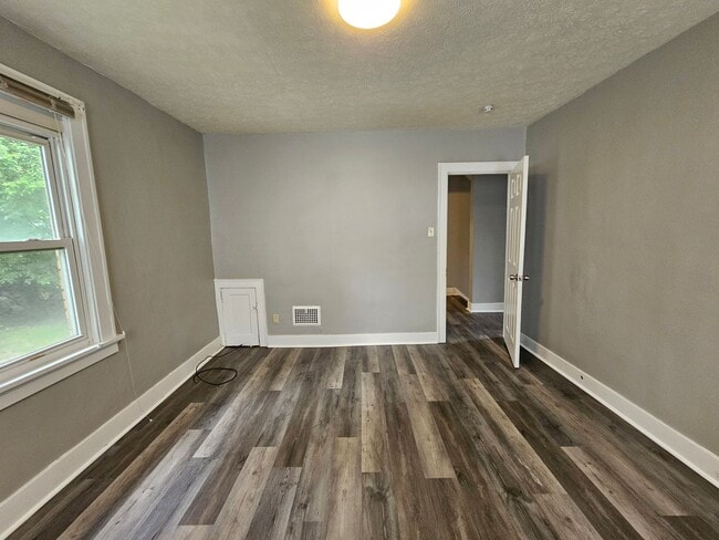 Photo - 3 bedroom Townhome for rent in Mt Washington!
