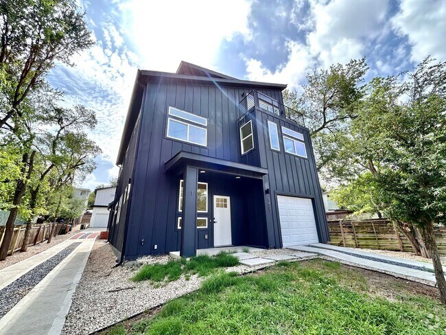 Building Photo - 1403 Cometa St Unit 1 Rental