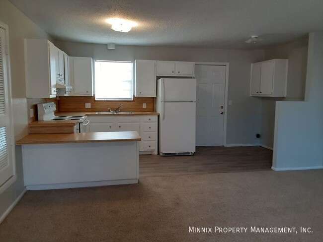 Plainview Apartments 2 Bedroom 1 Bath - Ca... - Plainview Apartments 2 Bedroom 1 Bath - Ca... Unidad B