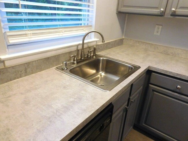 Photo - Lafayette Hills