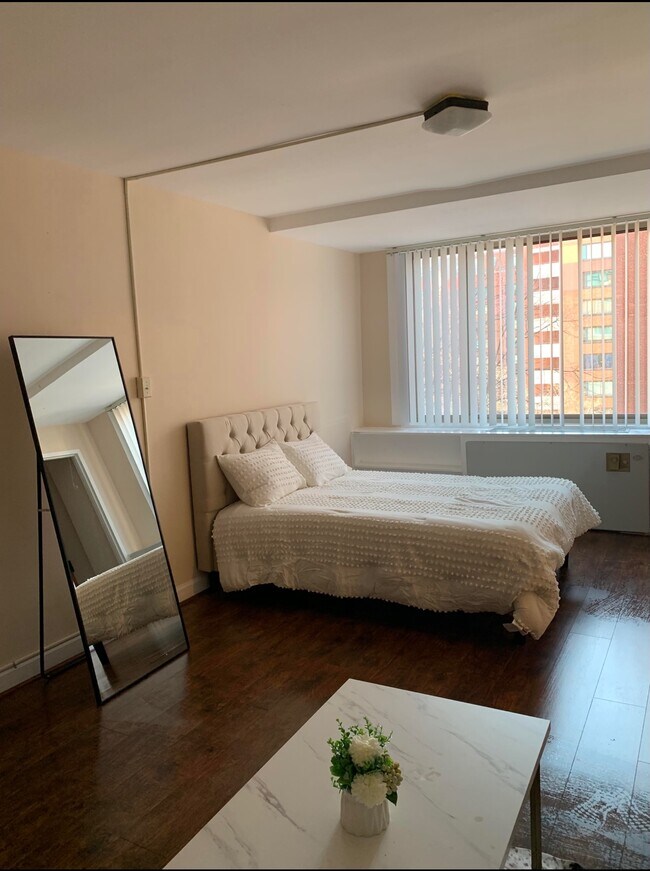 Photo - 1111 Arlington Blvd Unidad 636