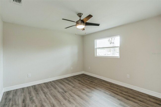 Photo - 224 Singleton Ave