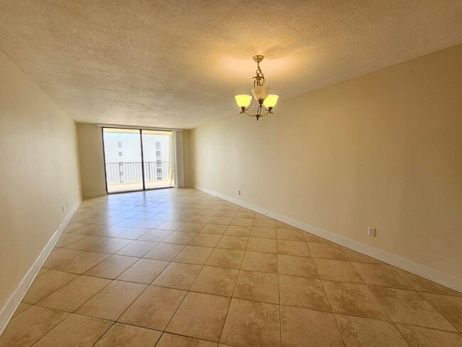 Photo - 1830 N Atlantic Ave Unit 705