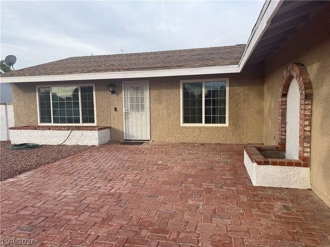 Photo - 1502 Christina Dr