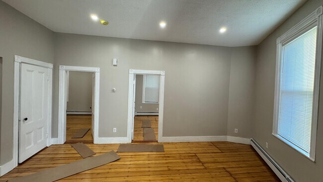 Photo - 62 River St Unit 1