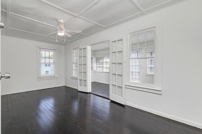 Photo - 3901 Washington Rd