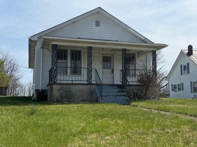 Building Photo - 700 Old Franklin Turnpike