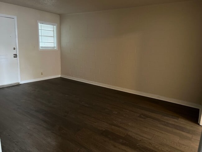 2bd / 1bth