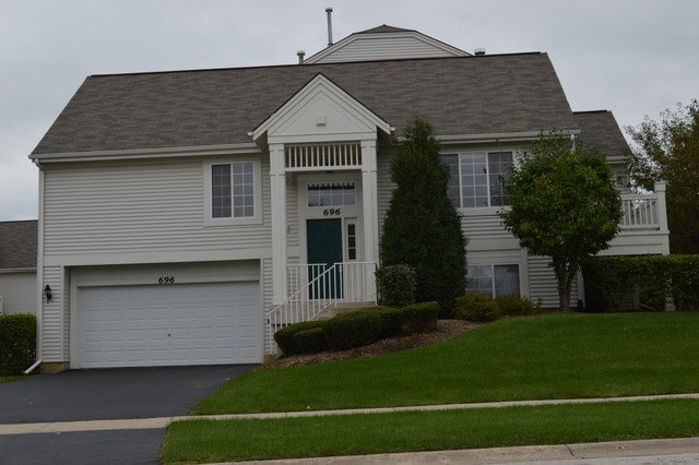 Photo - 696 S Rosehall Ln Townhome