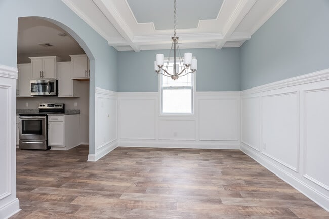 Photo - 1192 Black Oak Cir