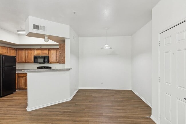 Photo - Cypress View Villas Apartments