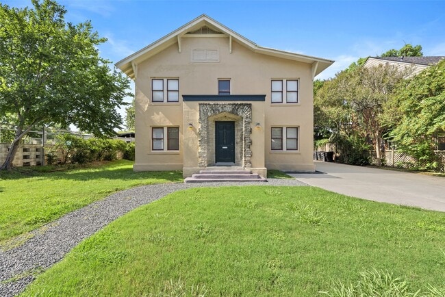 Building Photo - 1516 Bonnie Brae St Unit 2