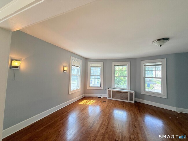 Photo - 523 W Taft Ave Unit 1