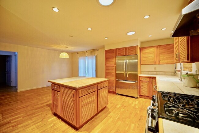 Photo - Novato Home with Big Yard, Backs to Pioneer Park!