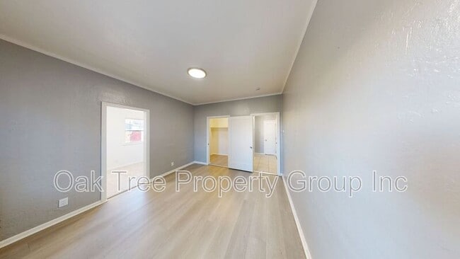 Photo - 2451 Seminary Ave