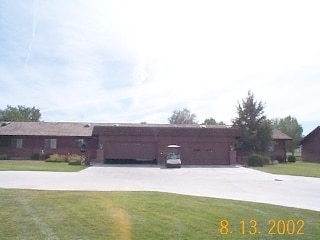 Photo - 975 Margo Ct