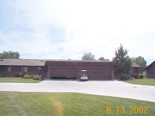 Building Photo - 975 Margo Ct