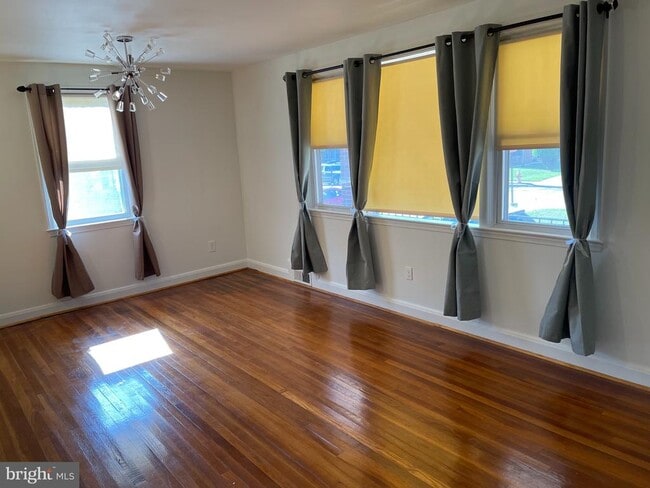 Photo - 5807 Gist Ave